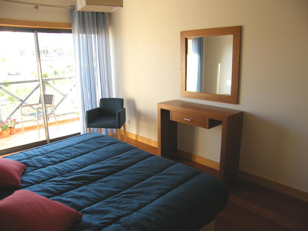 Appartamento Luxurious First Floor With Balconies Overlooking Pool And Gardens.