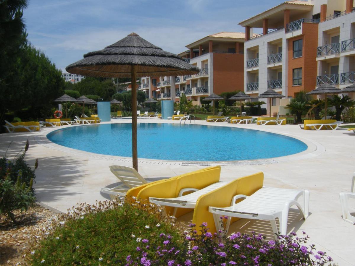 Apartment Luxurious First Floor With Balconies Overlooking Pool And Gardens.