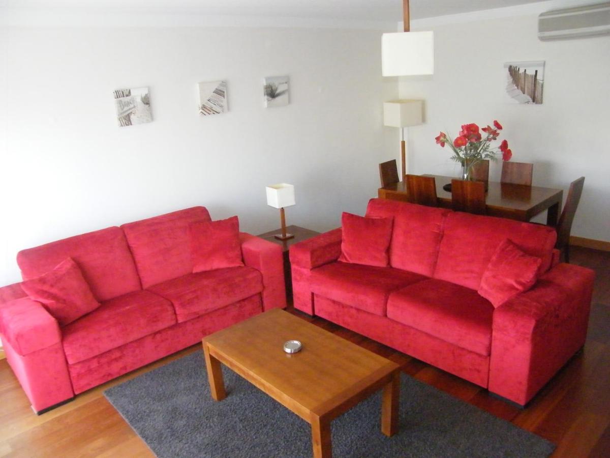 Luxurious First Floor With Balconies Overlooking Pool And Gardens. Apartment *