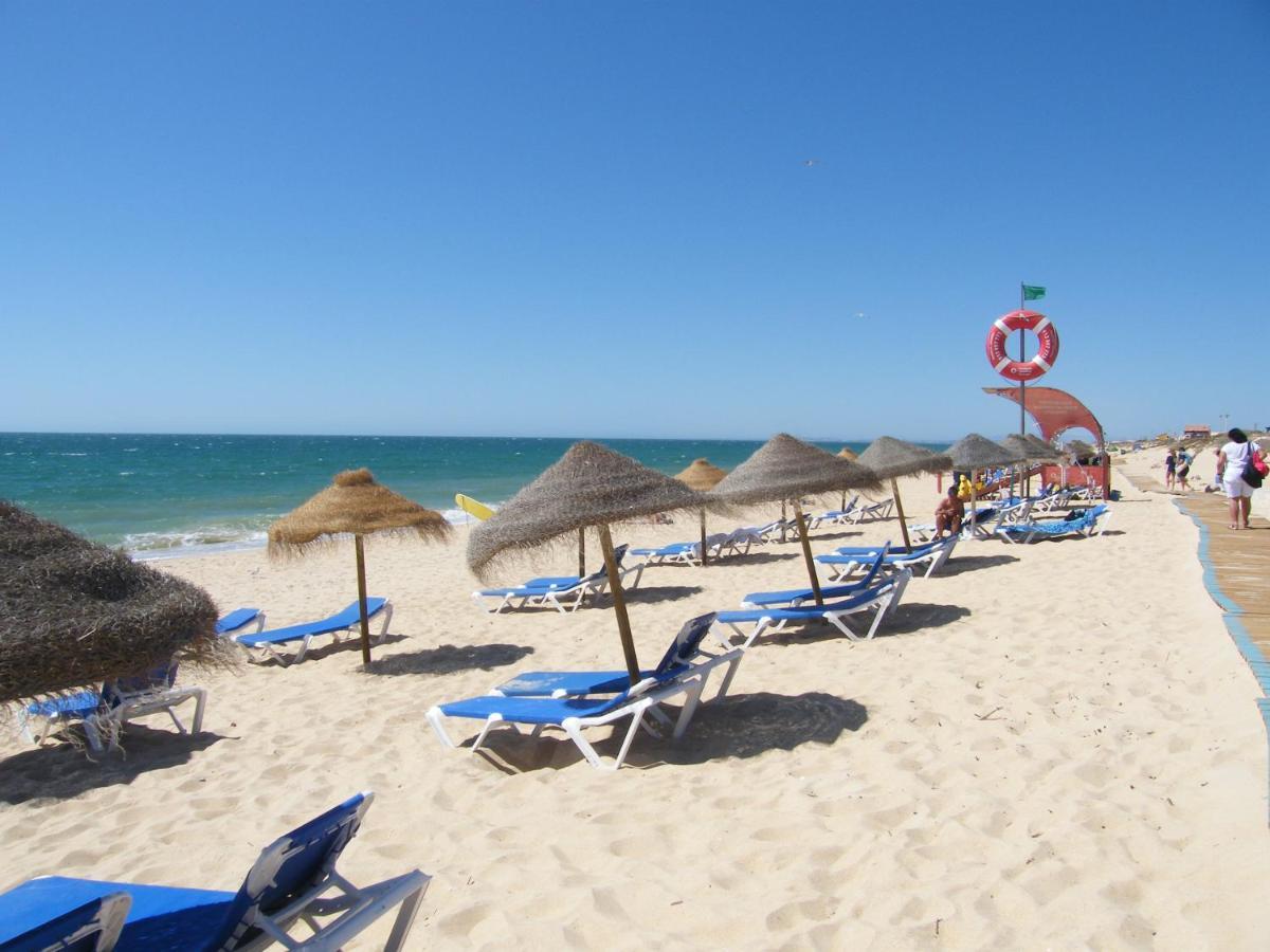 Appartamento Luxurious First Floor With Balconies Overlooking Pool And Gardens. Albufeira