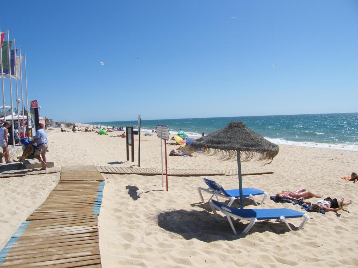 Appartamento Luxurious First Floor With Balconies Overlooking Pool And Gardens. Albufeira